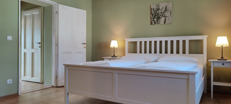 Seewinkel Doppelzimmer: Schlafzimmer